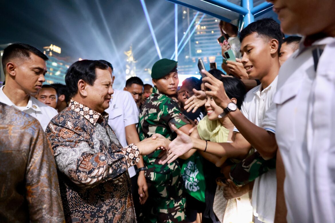 Presiden Prabowo Habiskan Malam Tahun Baru di Pengungsian Tapanuli Selatan